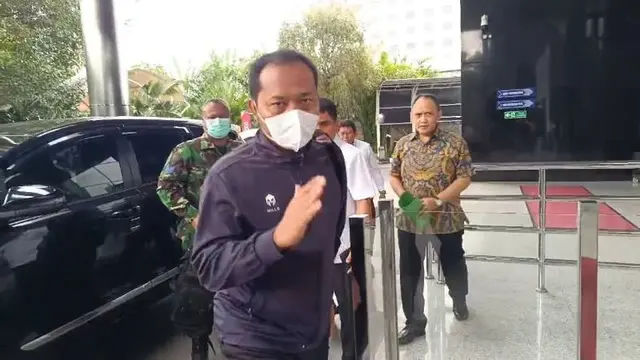 Sempat Kabur, Kejagung Serahkan Kasi Datun Kejari HSU ke KPK