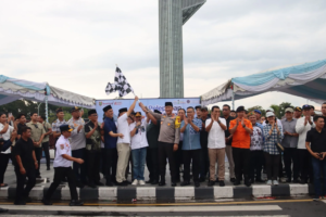 Gubernur Agustiar Sabran Bersama Kapolda Kalteng Lepas 626 Pemudik