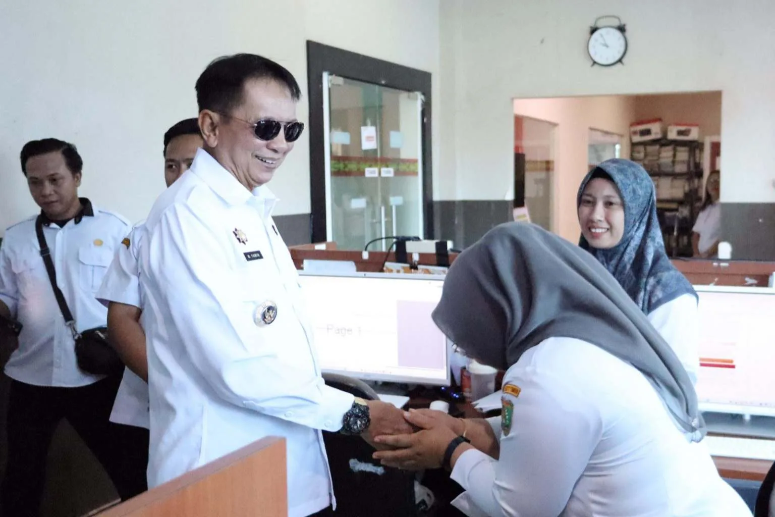 Hari Pertama Kerja Pasca Lebaran, Bupati Bartim Halal Bihalal Dengan ASN Setda