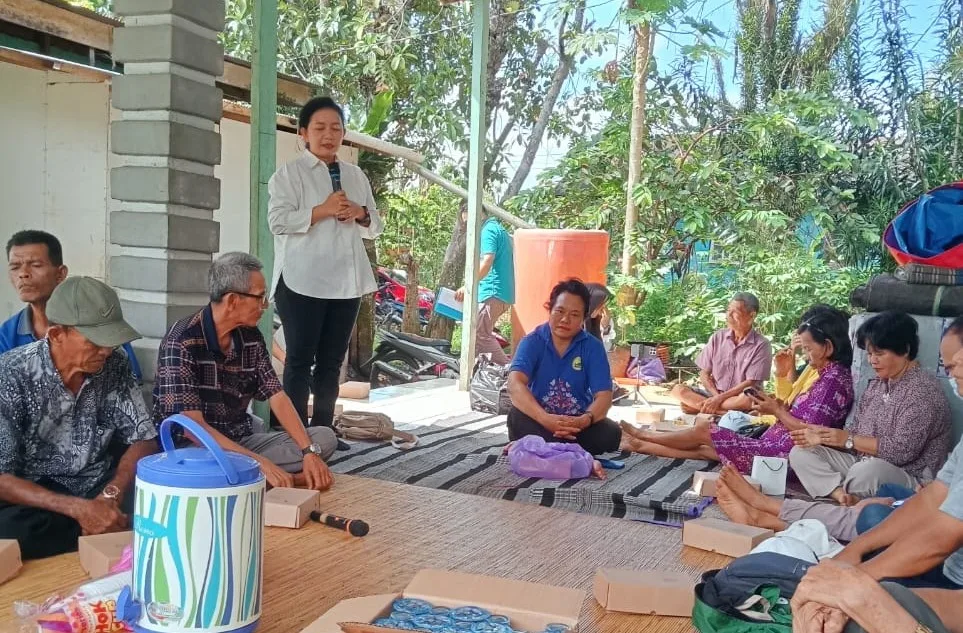 Warga Minta DPRD Perjuangkan Perbaikan Jalan IDT Saing–Mampahe