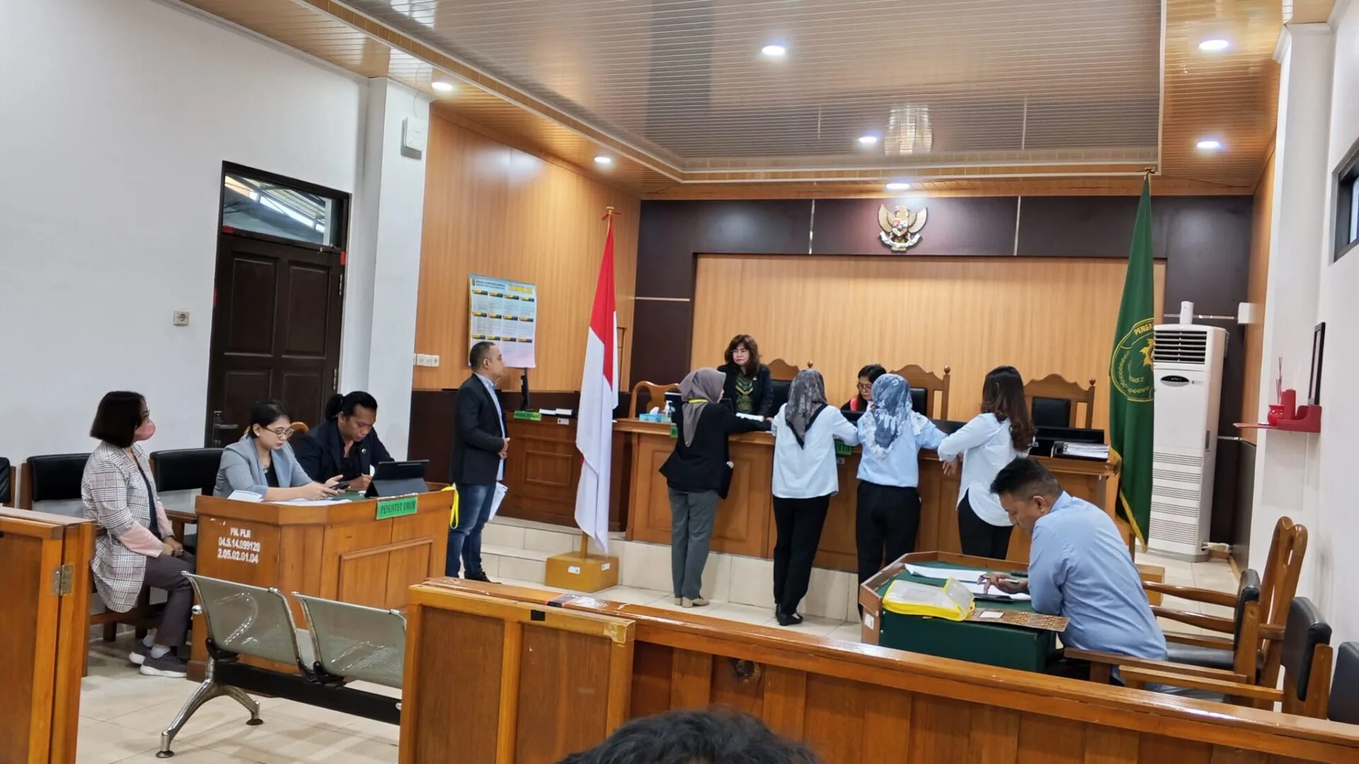Jadi Tersangka, Mantan Direktur Pascasarjana UPR Ajukan Praperadilan