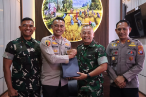 Perkuat Sinergitas TNI-Polri, Waka Polres Bartim Terima Kunjungan Danyonif TP 924 dan Danbrigif TP 40 Huma Betang
