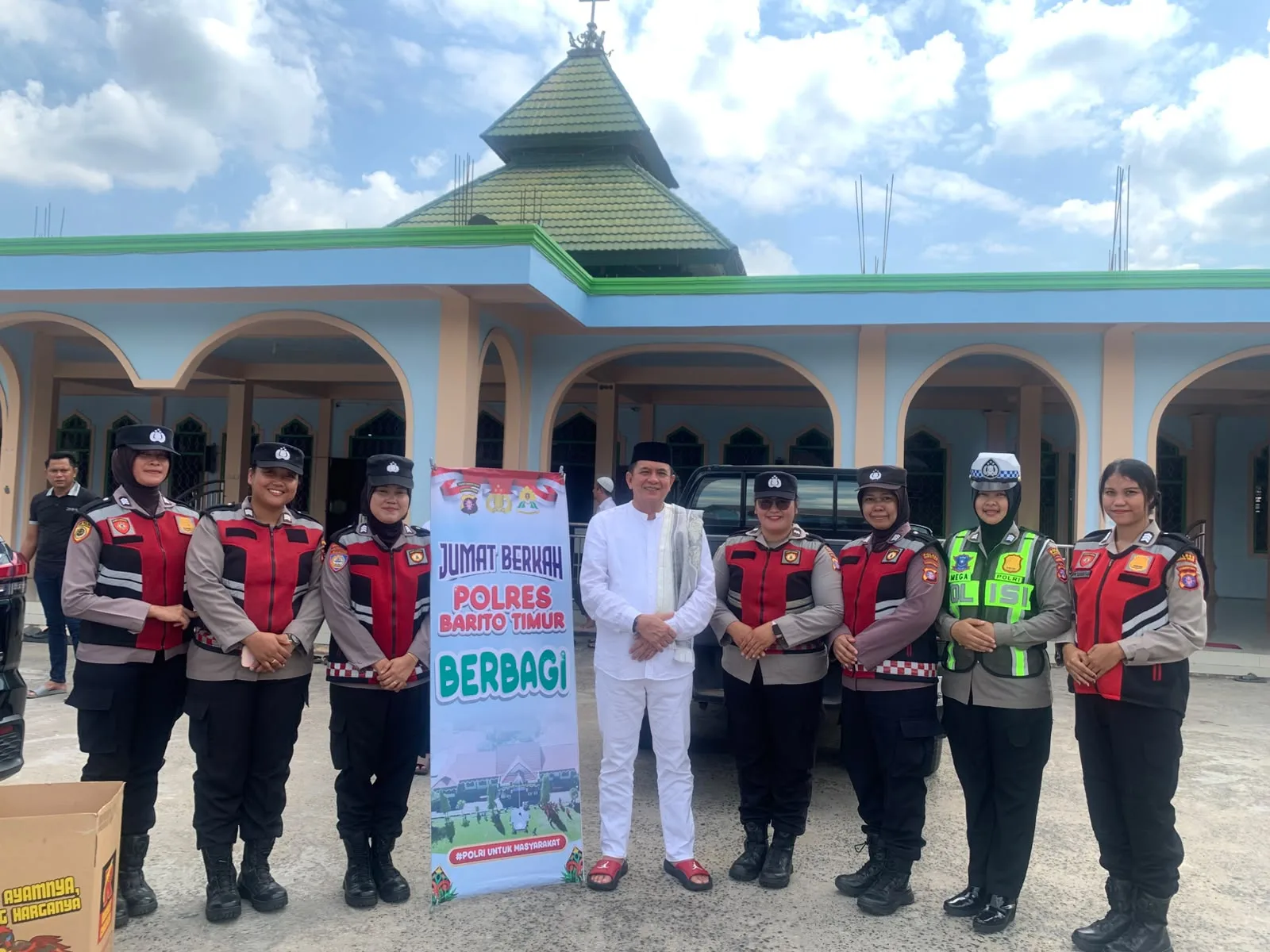 Bupati M Yamin, Apresiasi Inovasi Jumat Berkah Polwan Barito Timur