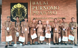 Sembilan Kades dari Bartim Belajar di Kampus UI, Siap Bawa Inovasi Pulang ke Desa