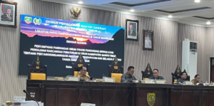 Enam Fraksi DPRD Barito Timur Nyatakan Siap Bahas Raperda Pertanggungjawaban APBD Tahun 2025   