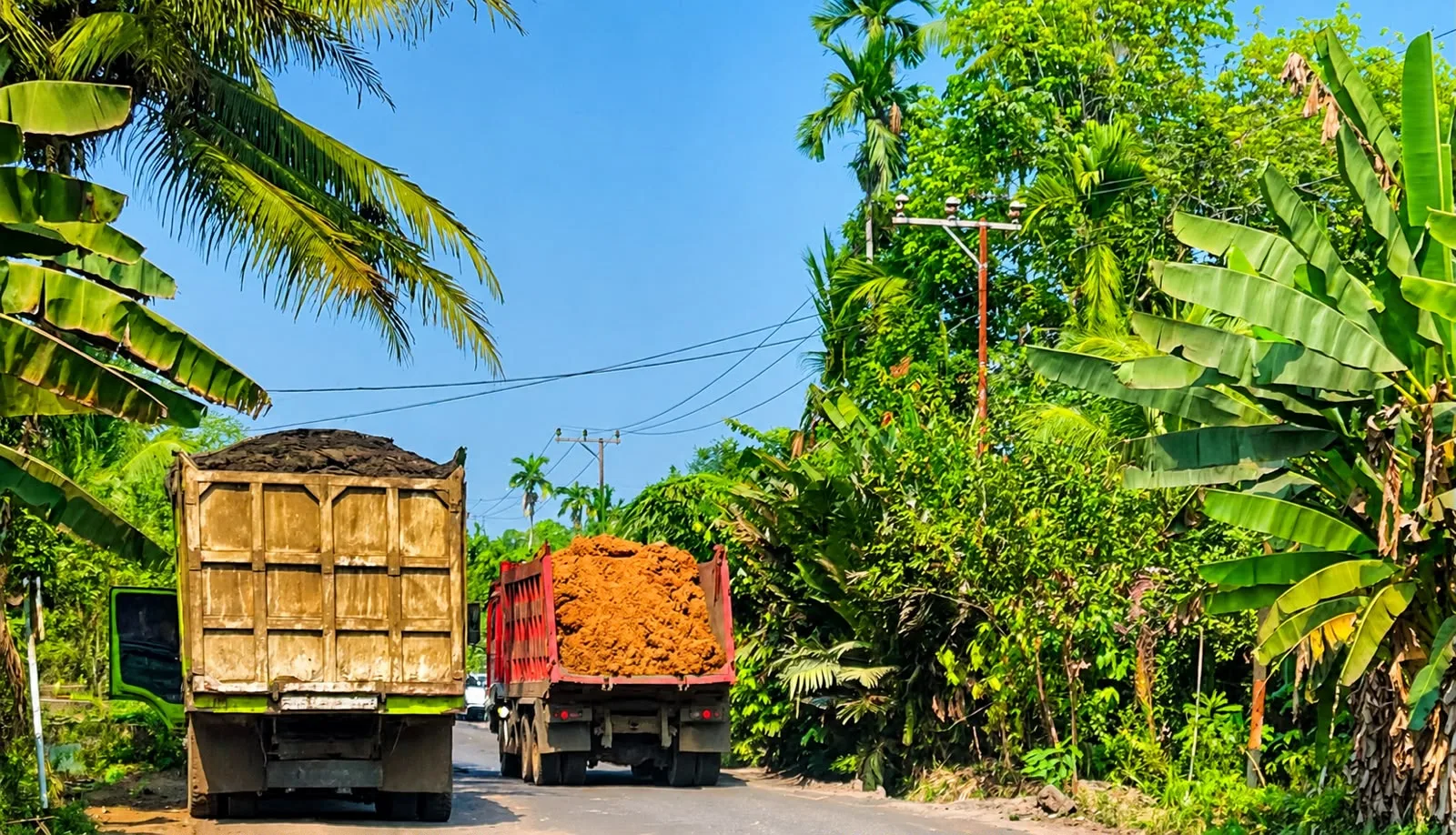 Pemeliharaan Jalan Eks Pertamina di Bartim Diduga Gunakan Material Galian C Ilegal