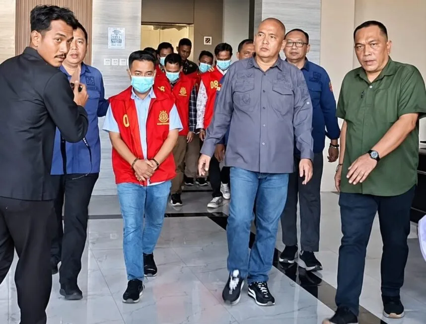 Setelah Penetapan Tersangka Lima Komisioner KPU Kotim Ditahan oleh Kejati Kalteng