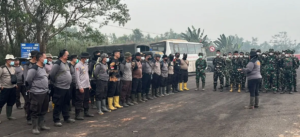 Karhutla Desa Juru Banu Meluas ke Arah Kalsel, 115 Personel Dikerahkan